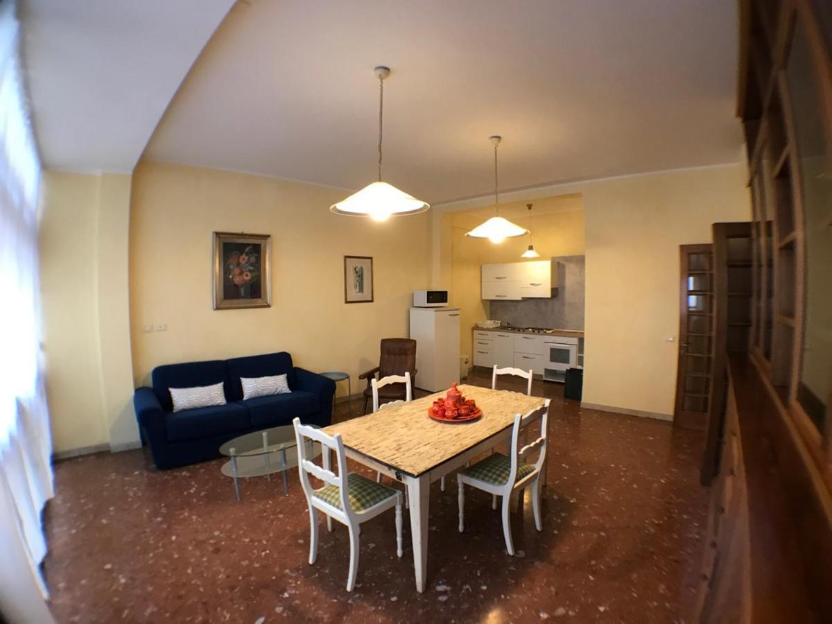 Ponte Vecchio 4 Bedrooms Флоренция Экстерьер фото